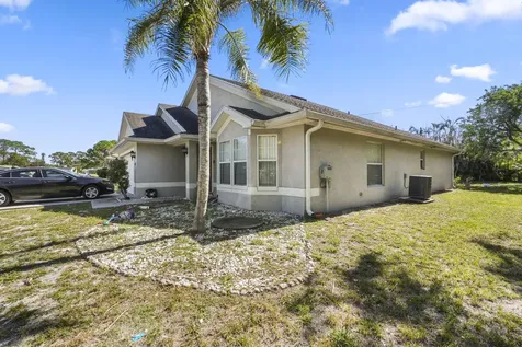 609 NW Cardinal Drive Port St Lucie FL 34983