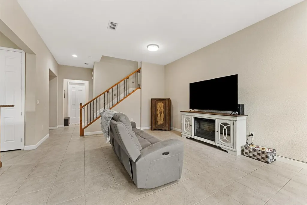 6013 NW 118th Drive Coral Springs FL 33076