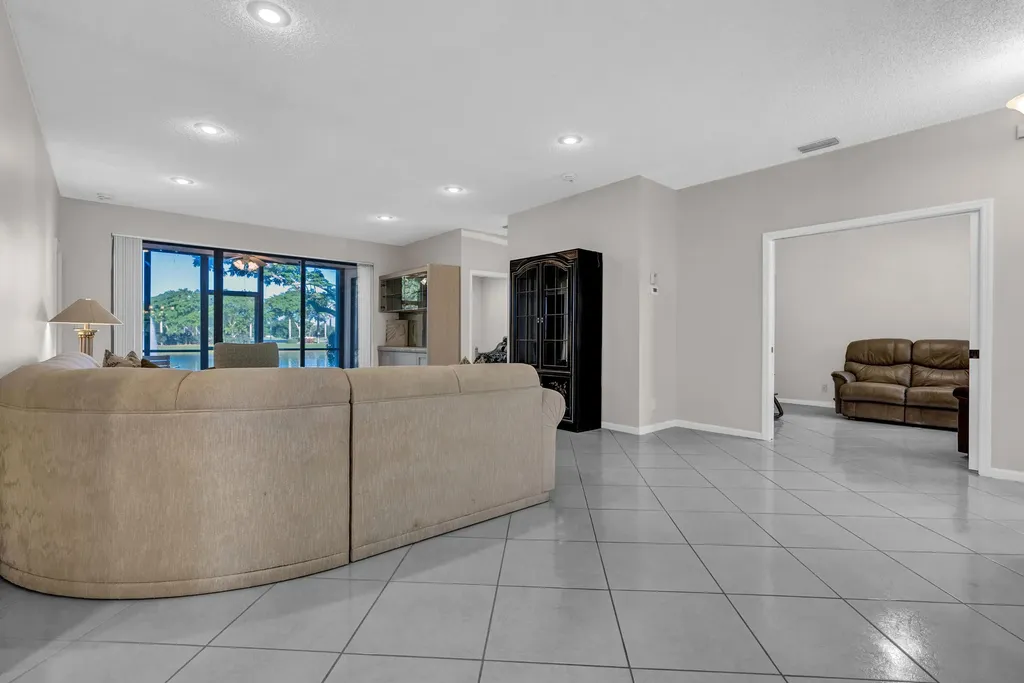 22791 Trelawny Terrace Boca Raton FL 33433