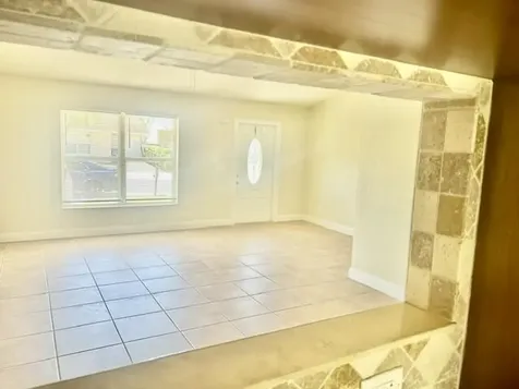 5447 Twin Oakes Road Greenacres FL 33463