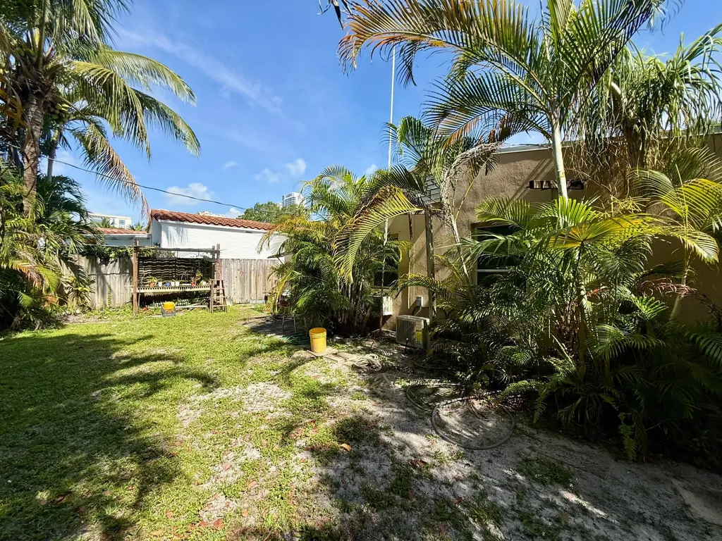 804 SE 5th Court Fort Lauderdale FL 33301