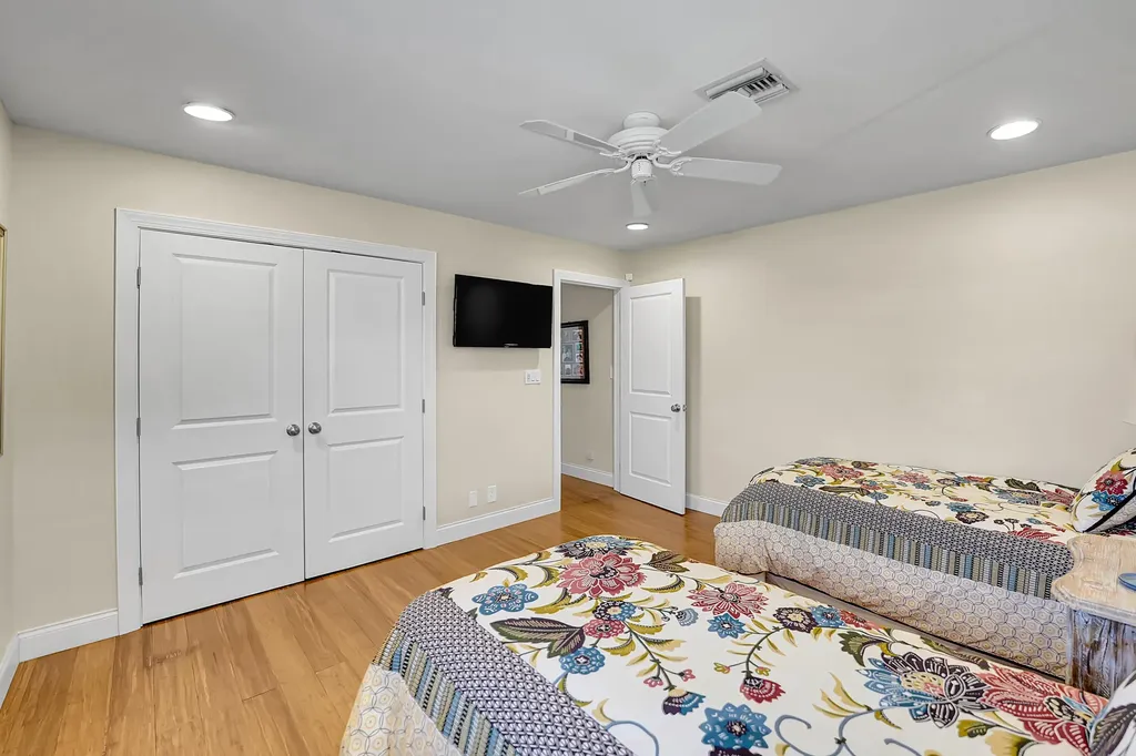 4961 Bocaire Boulevard Boca Raton FL 33487