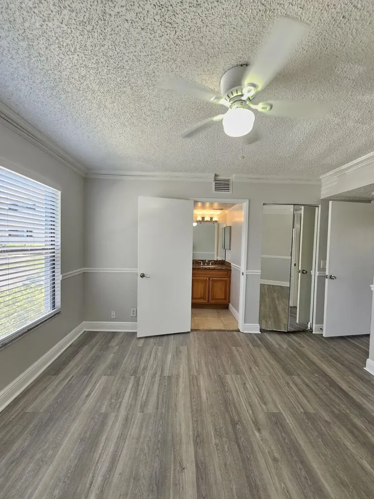 1453 Lake Crystal Drive West Palm Beach FL 33411