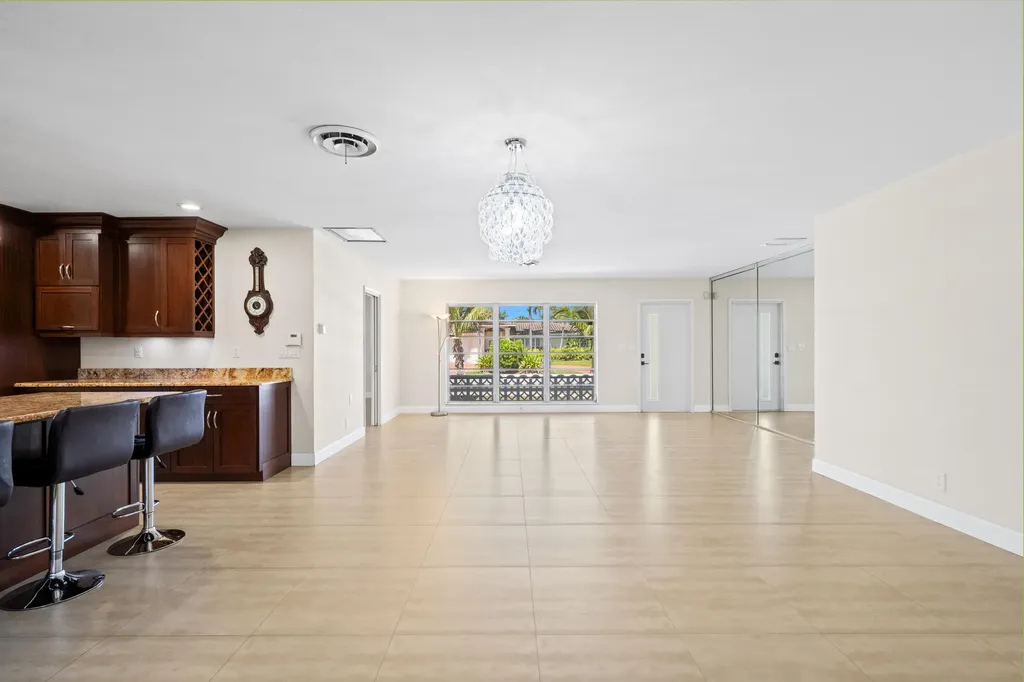 1500 SE 24th Avenue Pompano Beach FL 33062