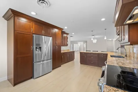 1500 SE 24th Avenue Pompano Beach FL 33062