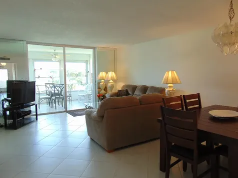 7640 NW 18th Street Margate FL 33063