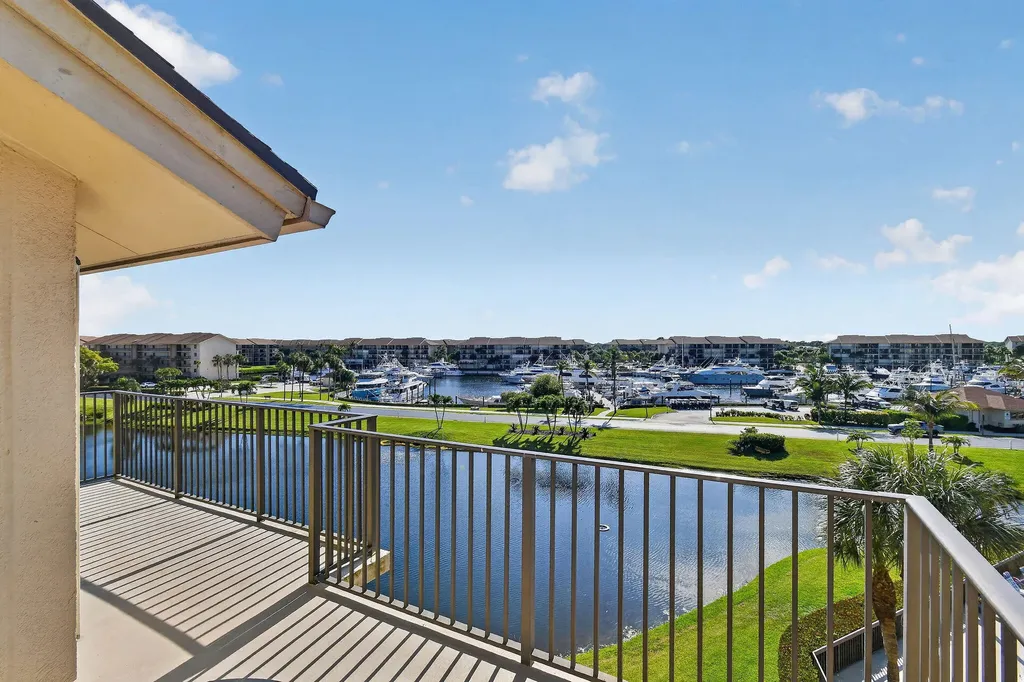 701 Seafarer Circle Jupiter FL 33477