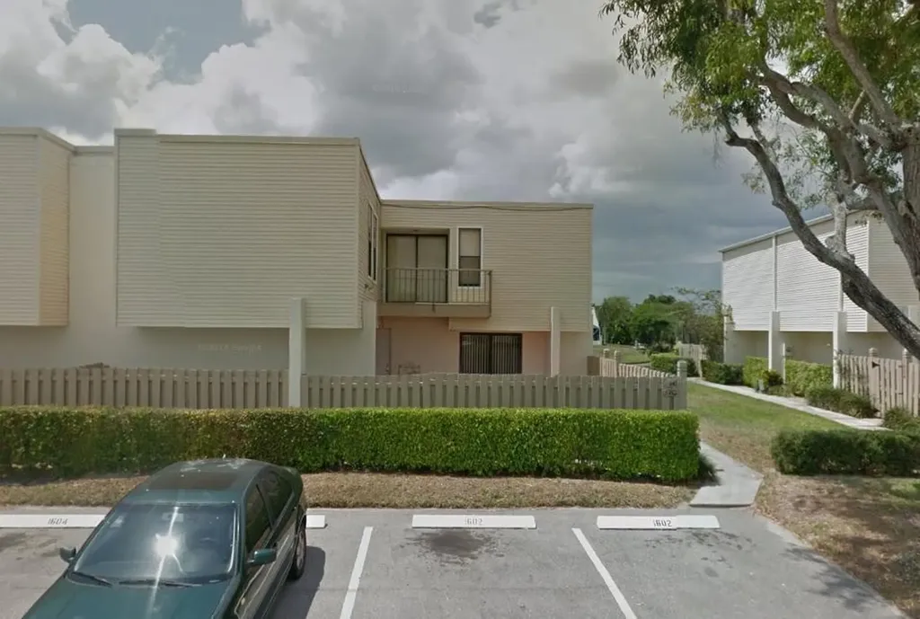 1604 Shaker Circle Wellington FL 33414