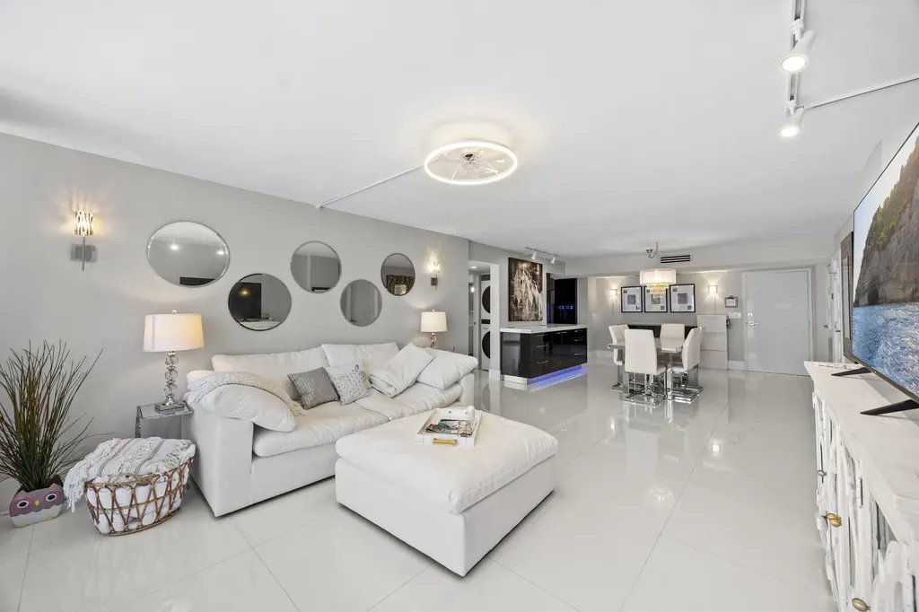 3546 S Ocean Boulevard South Palm Beach FL 33480