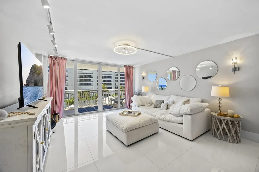 3546 S Ocean Boulevard South Palm Beach FL 33480