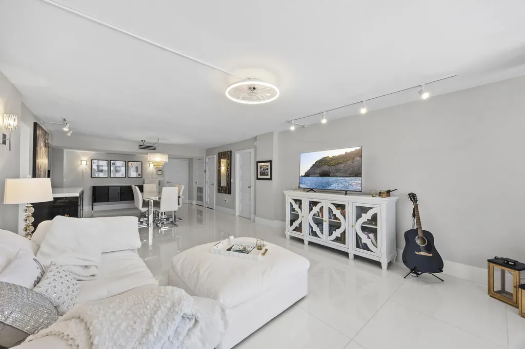 3546 S Ocean Boulevard South Palm Beach FL 33480