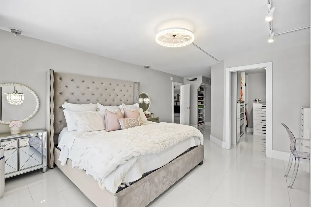 3546 S Ocean Boulevard South Palm Beach FL 33480