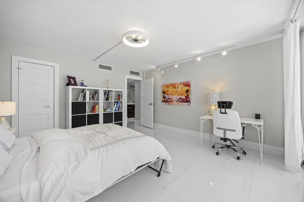 3546 S Ocean Boulevard South Palm Beach FL 33480