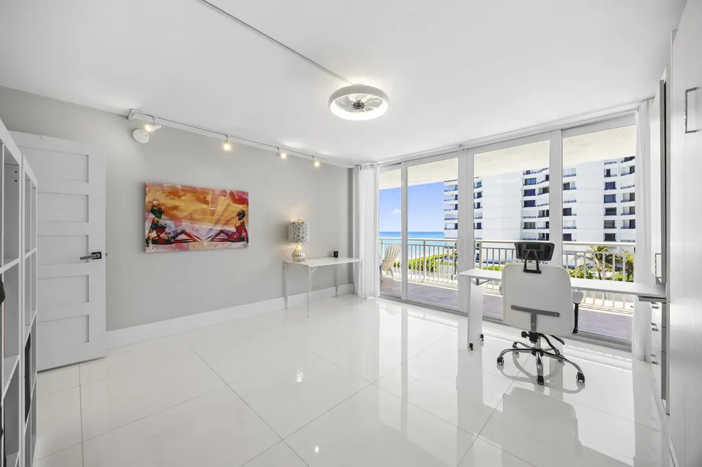 3546 S Ocean Boulevard South Palm Beach FL 33480