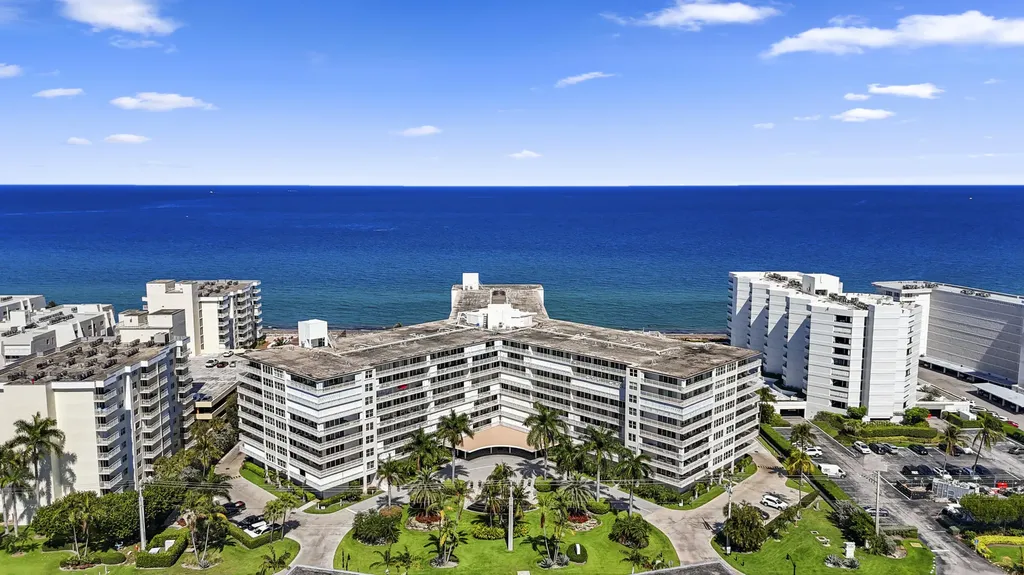 3546 S Ocean Boulevard South Palm Beach FL 33480