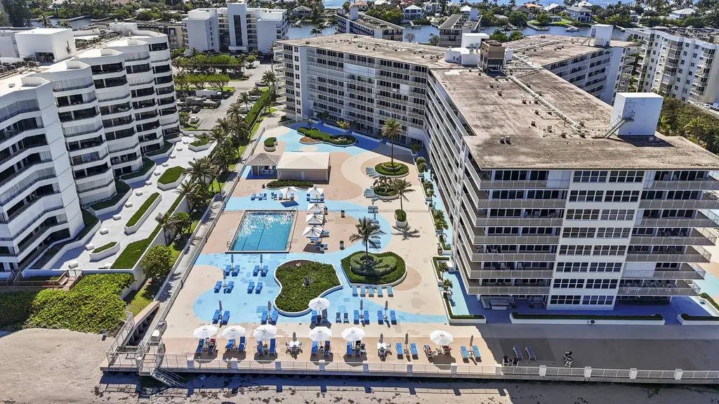 3546 S Ocean Boulevard South Palm Beach FL 33480