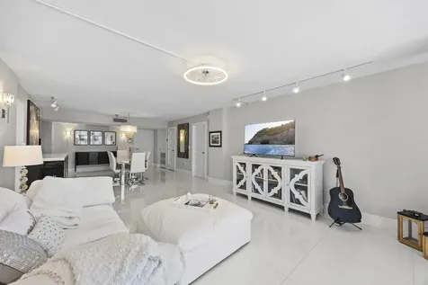 3546 S Ocean Boulevard South Palm Beach FL 33480