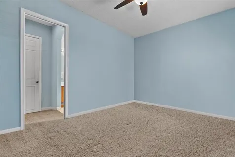 82 Stoney Drive Palm Beach Gardens FL 33410