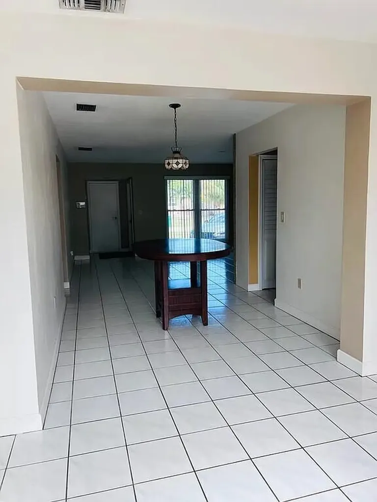 8136 NW 21st Court Sunrise FL 33322