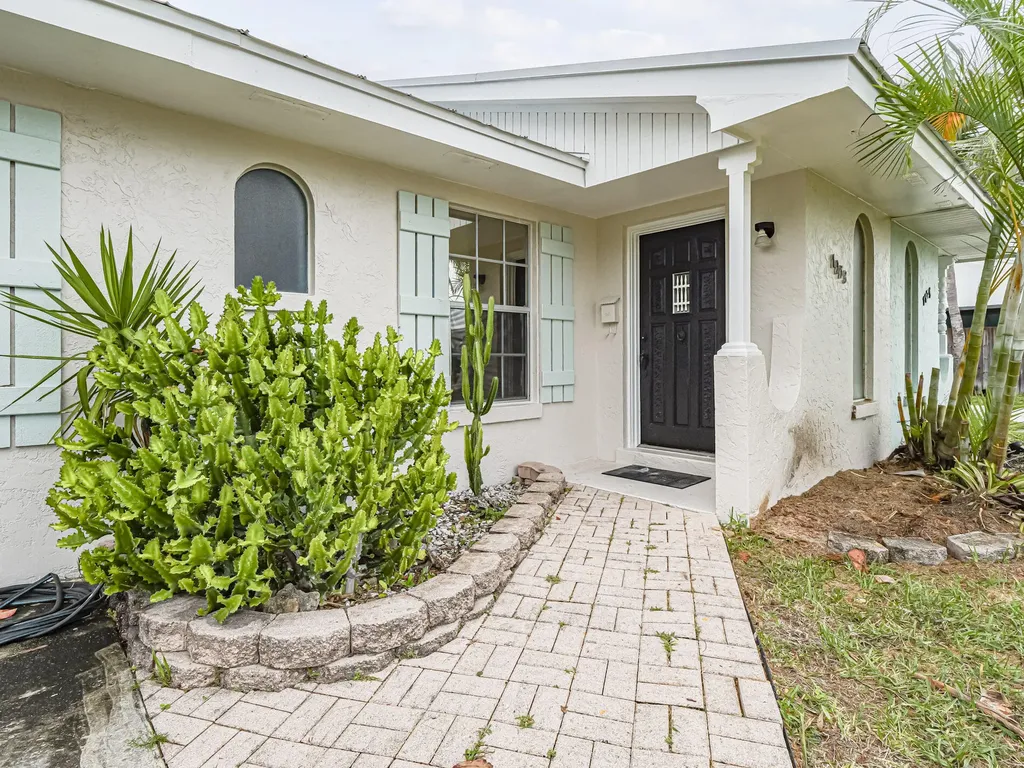 1873 Robalo Drive Vero Beach FL 32960
