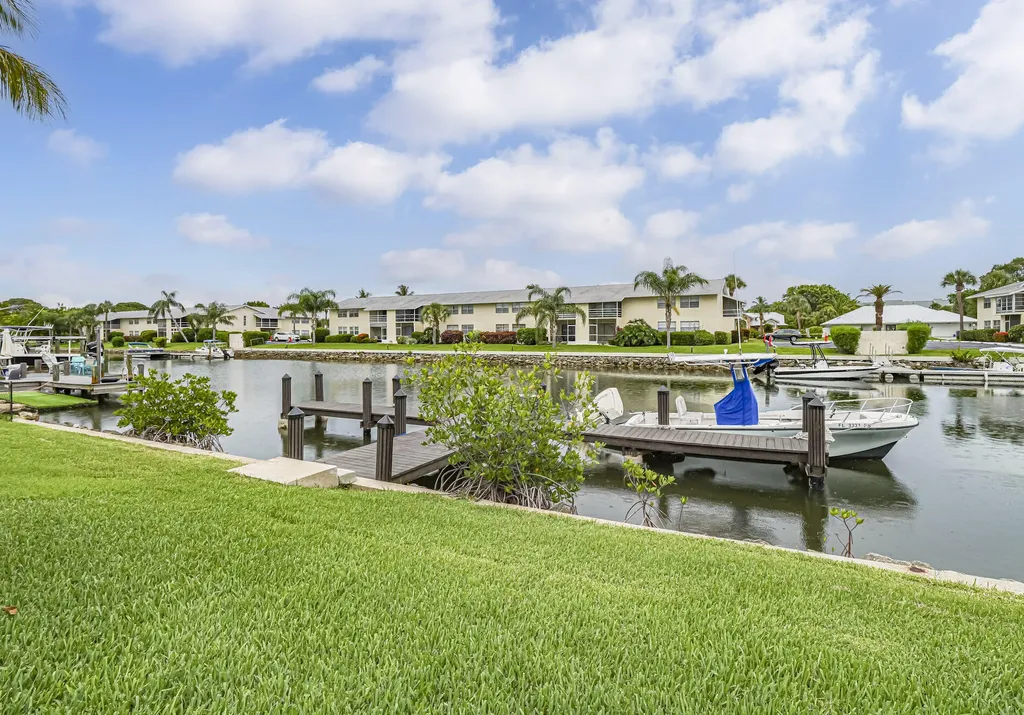 1873 Robalo Drive Vero Beach FL 32960