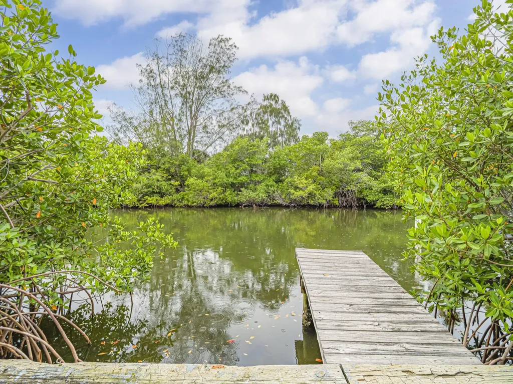 1873 Robalo Drive Vero Beach FL 32960