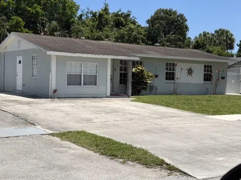928 Fitch Drive West Palm Beach FL 33415