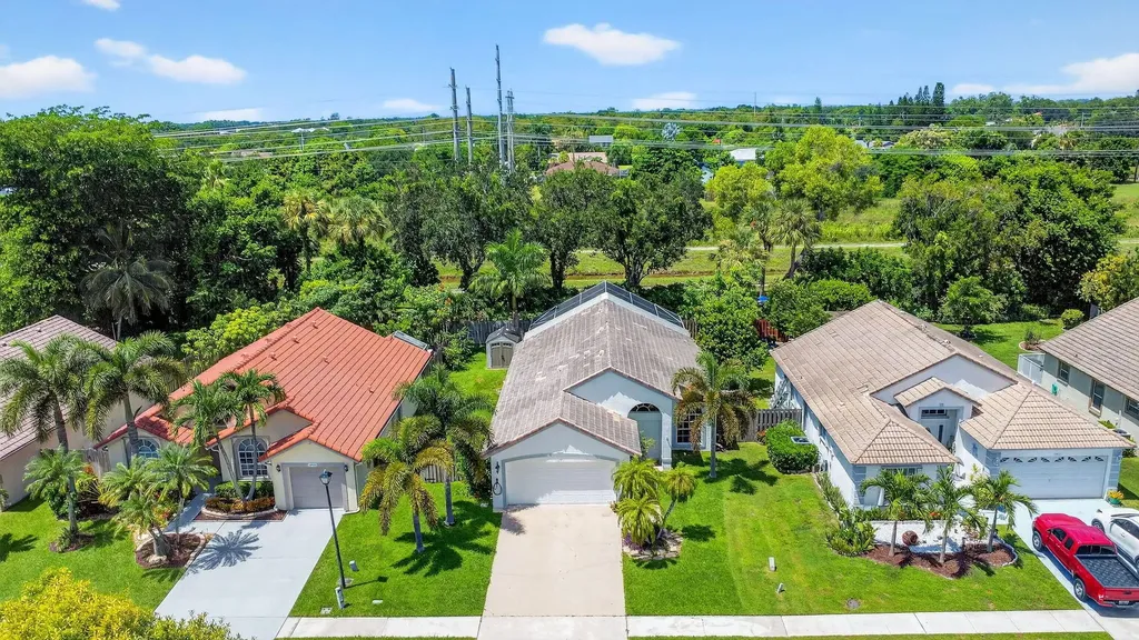 1891 Oak Berry Circle Wellington FL 33414