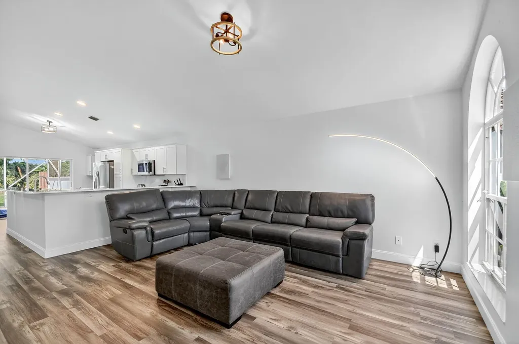1891 Oak Berry Circle Wellington FL 33414