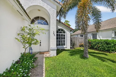 1891 Oak Berry Circle Wellington FL 33414