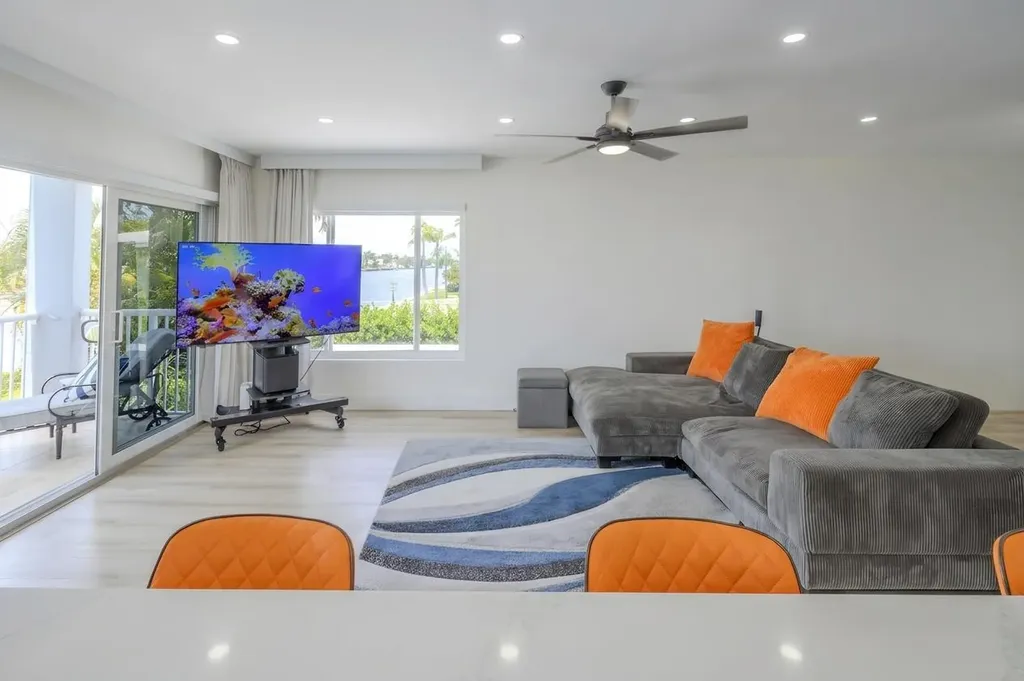 1201 S Riverside Drive Pompano Beach FL 33062