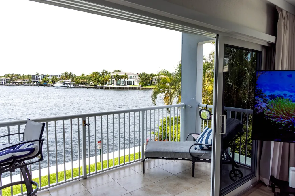 1201 S Riverside Drive Pompano Beach FL 33062
