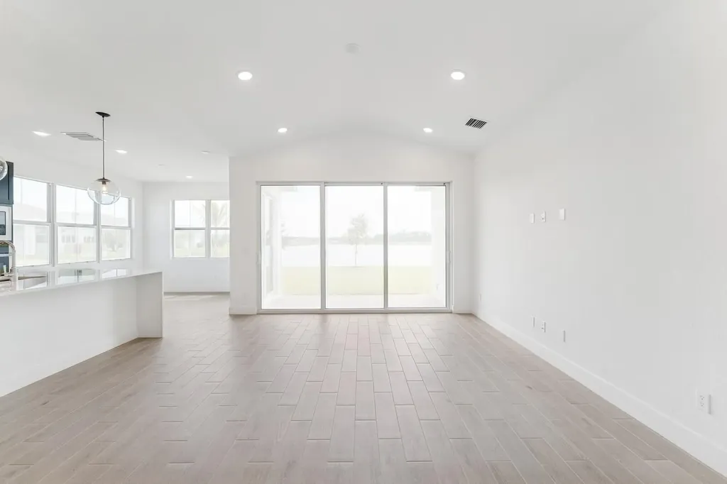 10128 NW Field Flower Trail Port St Lucie FL 34987