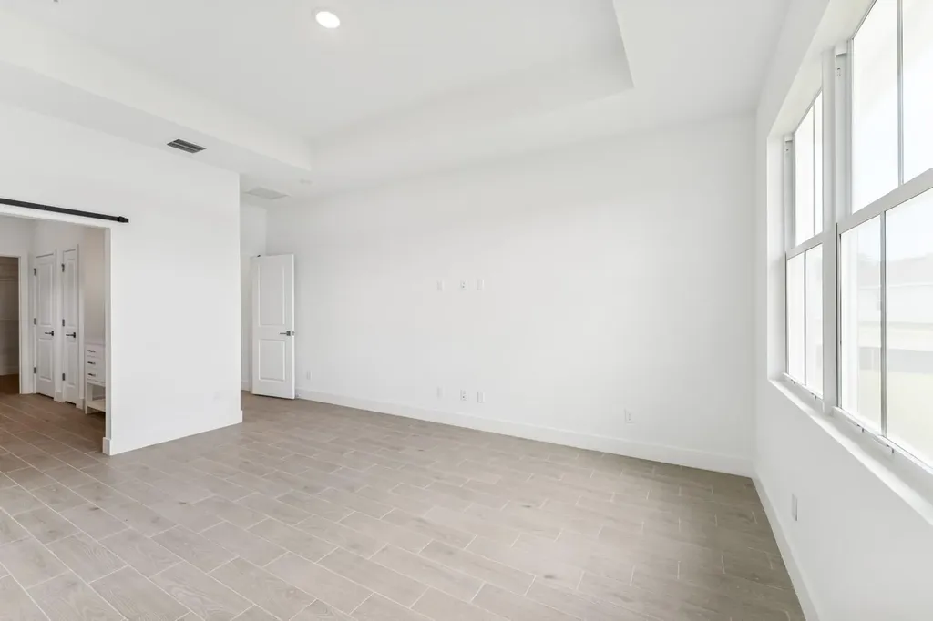 10128 NW Field Flower Trail Port St Lucie FL 34987