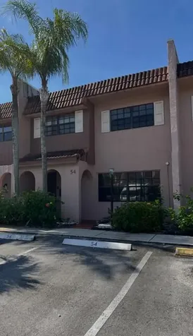 54 N Matador Lane Davie FL 33324