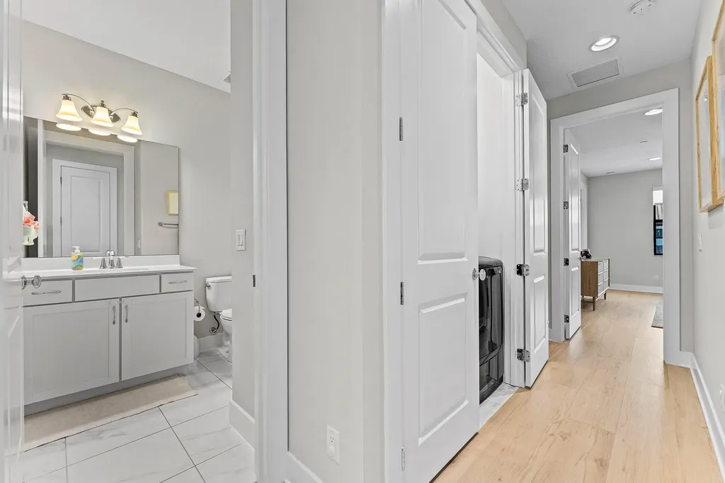 5251 Beckman Terrace Palm Beach Gardens FL 33418
