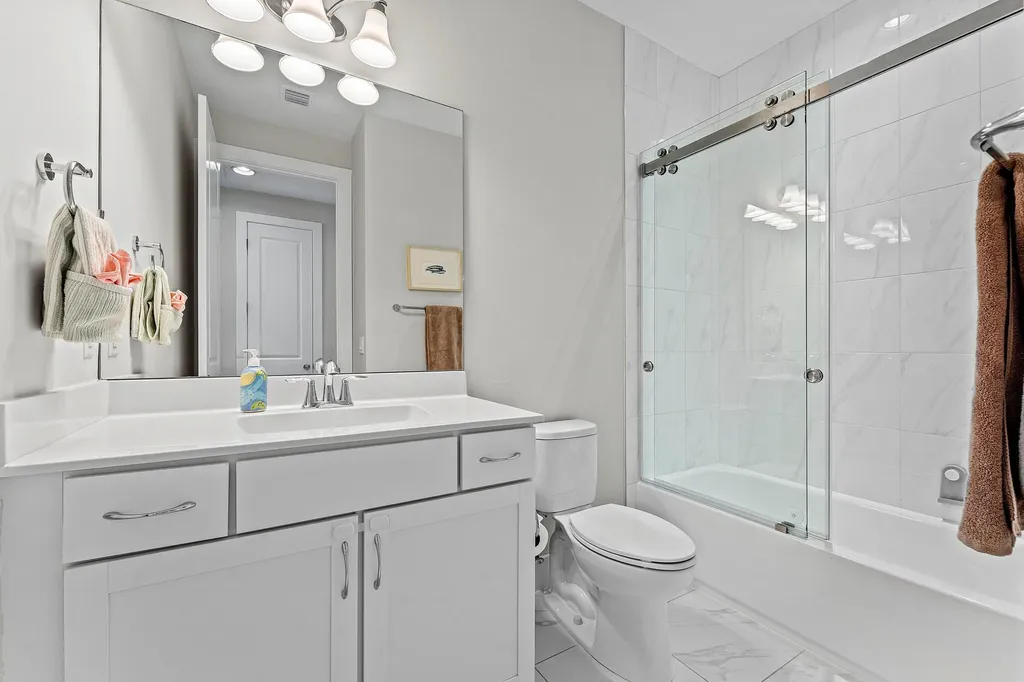 5251 Beckman Terrace Palm Beach Gardens FL 33418