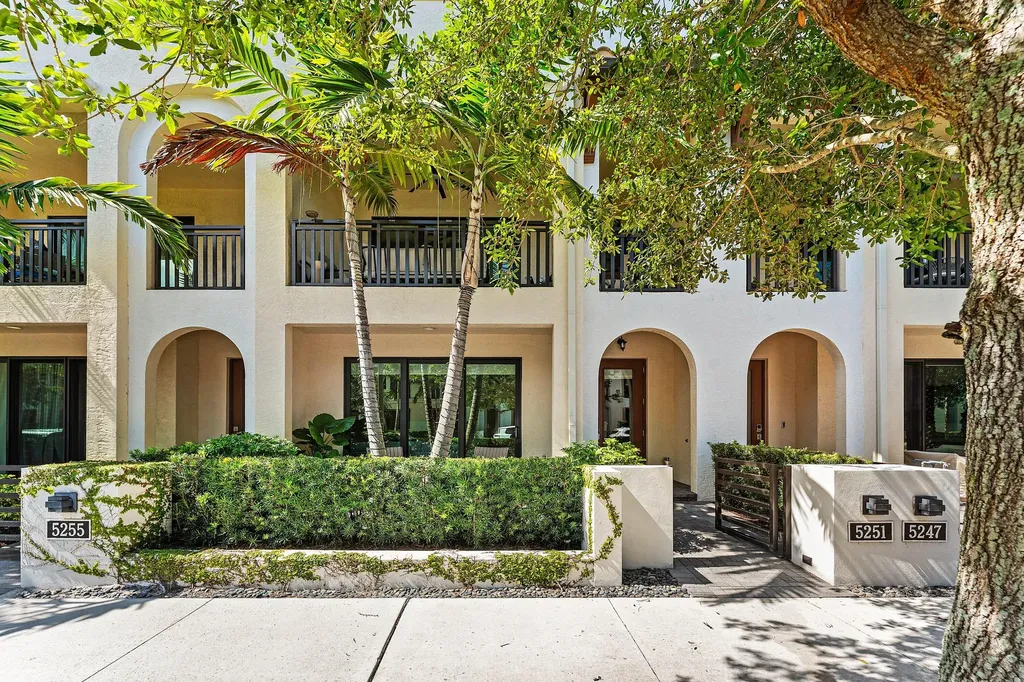 5251 Beckman Terrace Palm Beach Gardens FL 33418