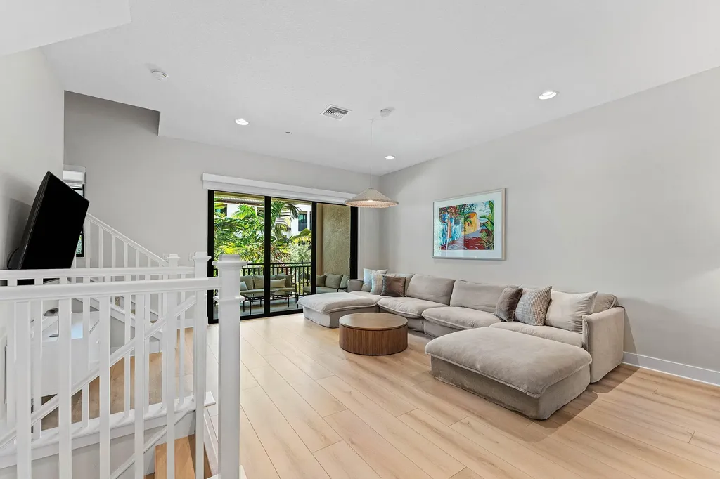 5251 Beckman Terrace Palm Beach Gardens FL 33418