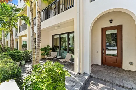5251 Beckman Terrace Palm Beach Gardens FL 33418