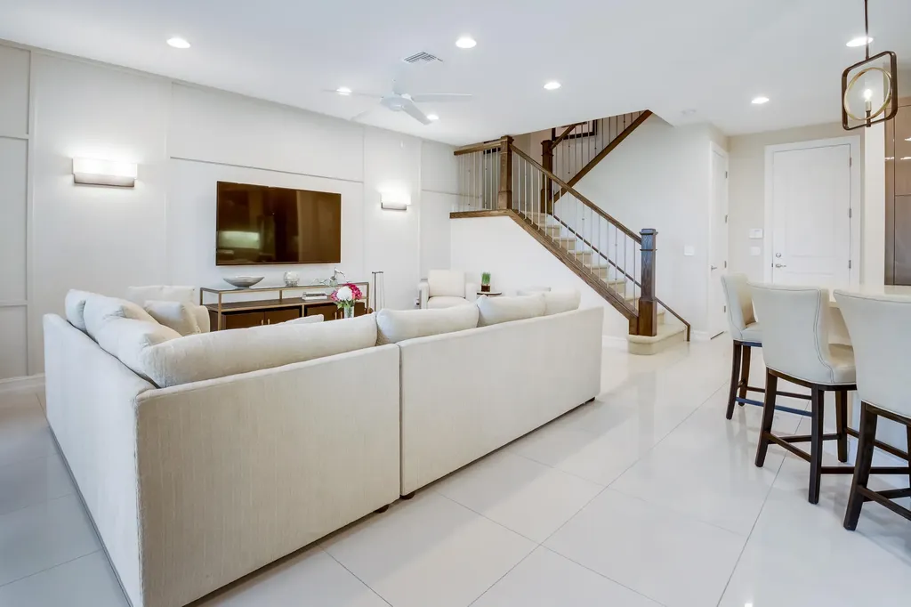 10222 Akenside Drive Boca Raton FL 33428
