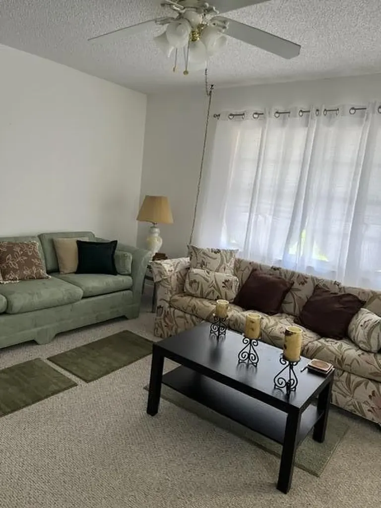 351 Capri H Delray Beach FL 33484
