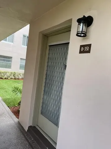 351 Capri H Delray Beach FL 33484