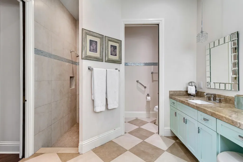 2461 SE 10th Street Pompano Beach FL 33062