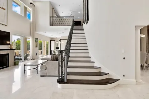 2461 SE 10th Street Pompano Beach FL 33062