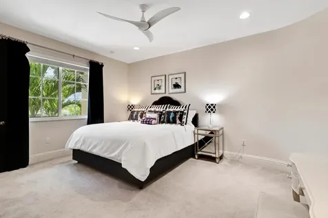 2461 SE 10th Street Pompano Beach FL 33062