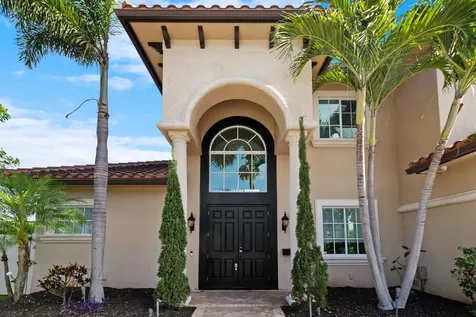 2461 SE 10th Street Pompano Beach FL 33062