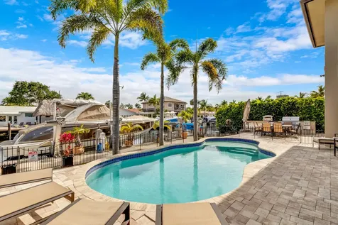 2461 SE 10th Street Pompano Beach FL 33062