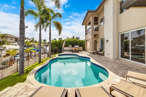 2461 SE 10th Street Pompano Beach FL 33062