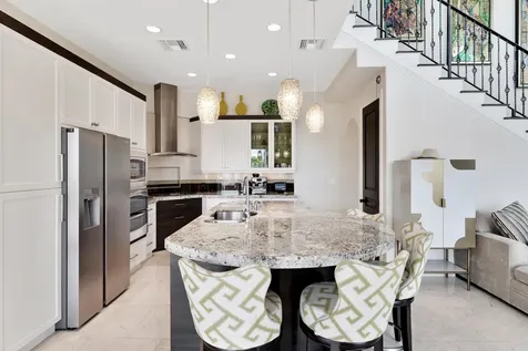 2461 SE 10th Street Pompano Beach FL 33062